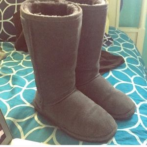 Bear paw boots